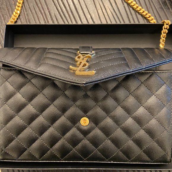 CLASSIC CASSANDRE CHAIN WALLET IN GRAIN DE POUDRE LEATHER - Picture 2 of 13